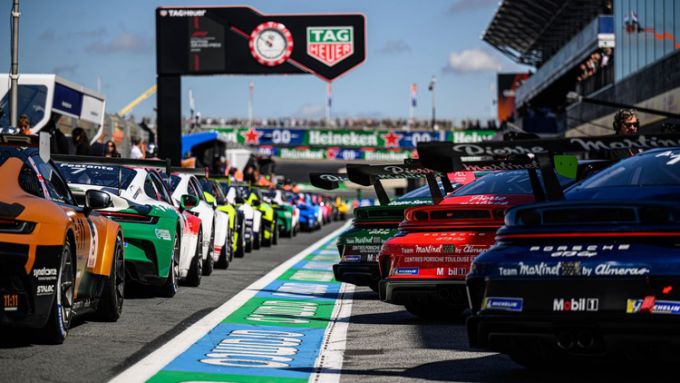 Porsche Mobil 1 Supercup Zandvoort 29-31 augustus 2025 Foto 13 pitstraat