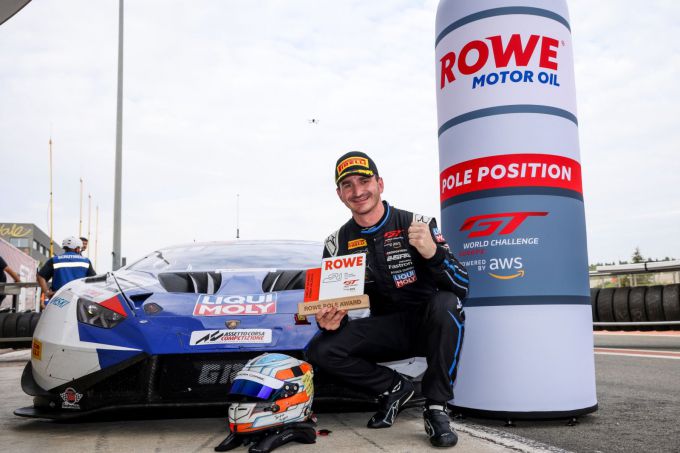 GT World Challenge powered by AWS Sprint Cup Valencia Foto 1 Jordan Pepper op pole