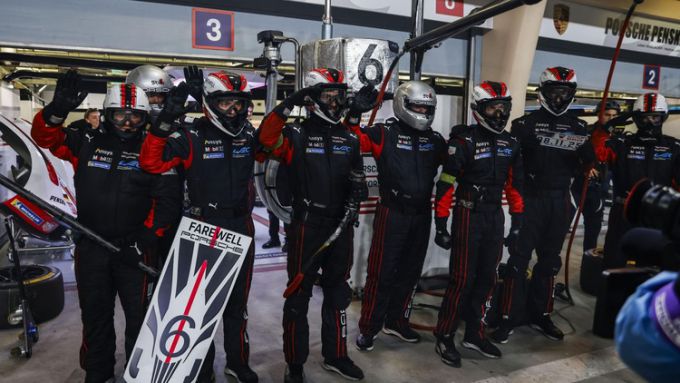 Porsche @ Bahrain - FIA World Endurance Championship (WEC) 2025