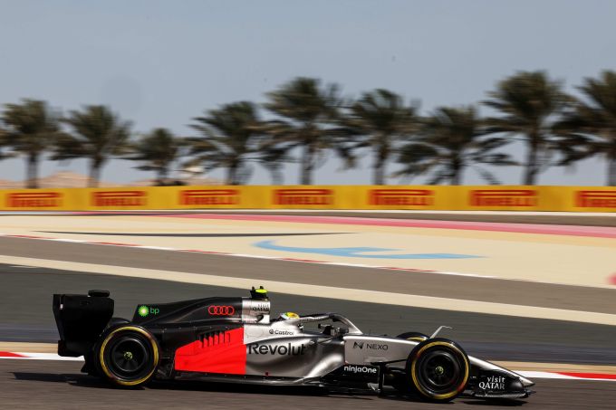 Formule 1 pre season test Bahrein Max Verstappen